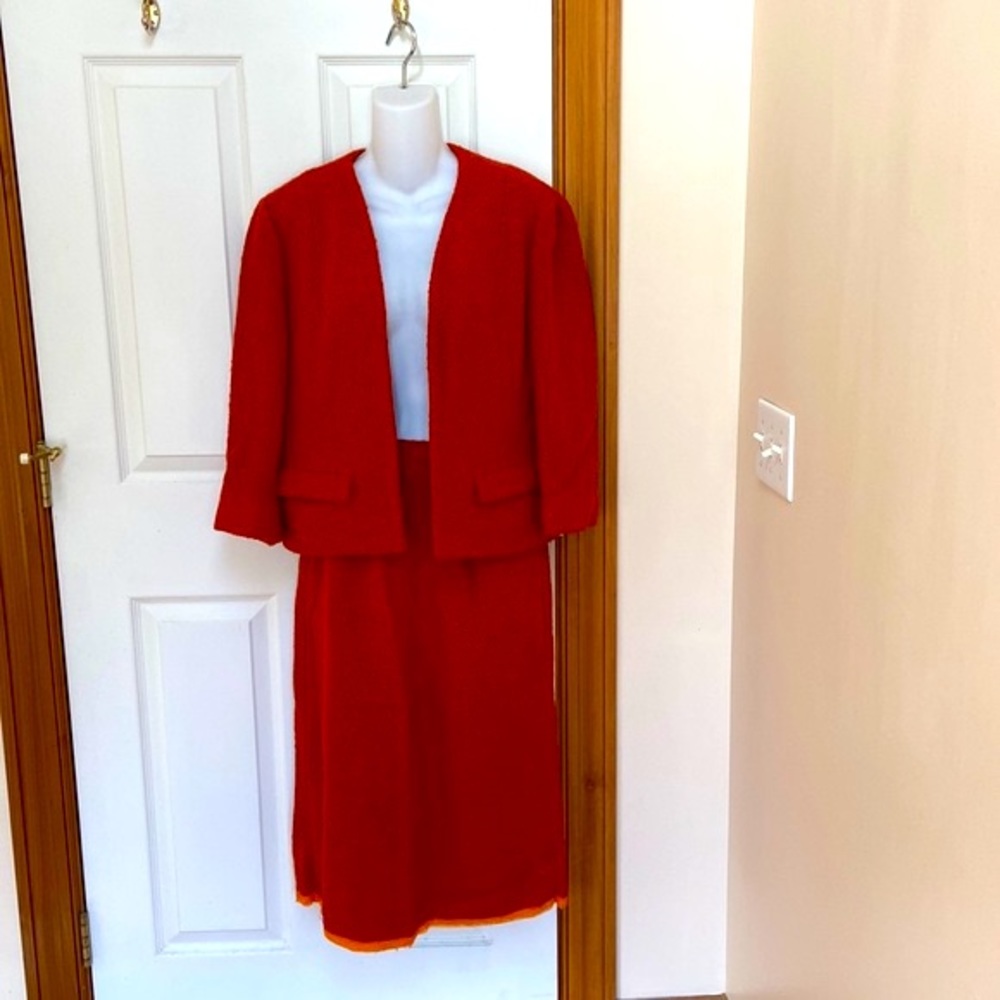 Vintage Orange Tweed Skirt Suit 1960s Boxy Jacket Size 8-10